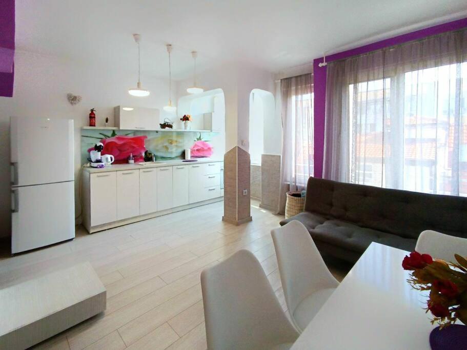 Sunny 2-Bedroom Maisonette Varna & Parking المظهر الخارجي الصورة